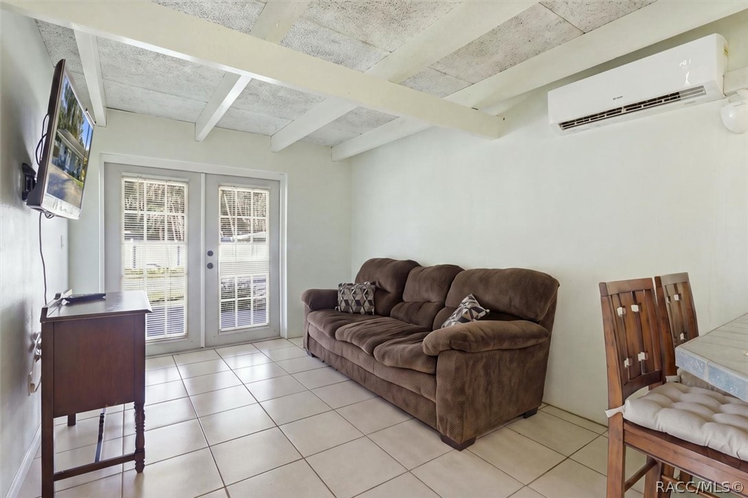 14191 W River Road, Inglis, FL 34449