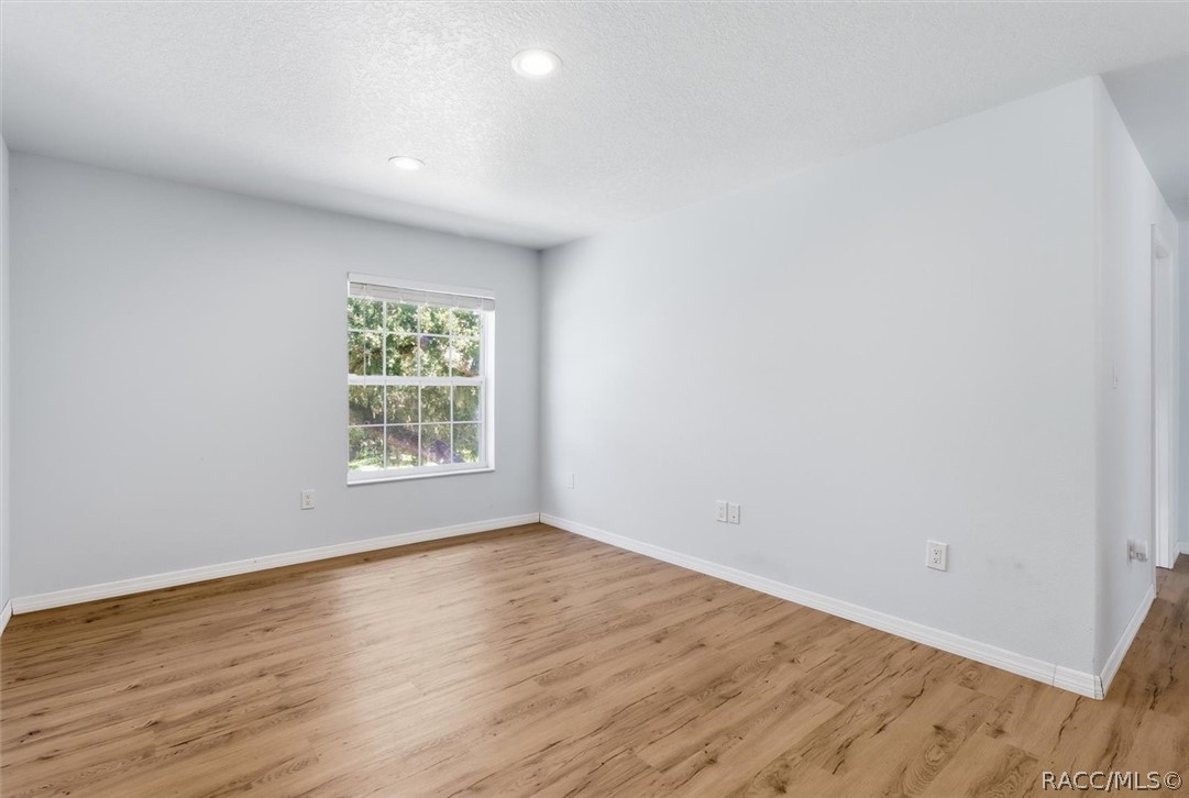 14191 W River Road, Inglis, FL 34449
