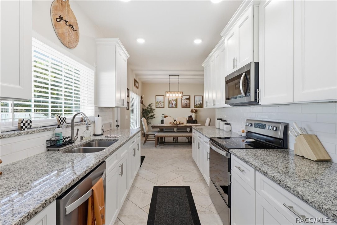 6465 N Dunlap Terrace, Citrus Springs, FL 34433