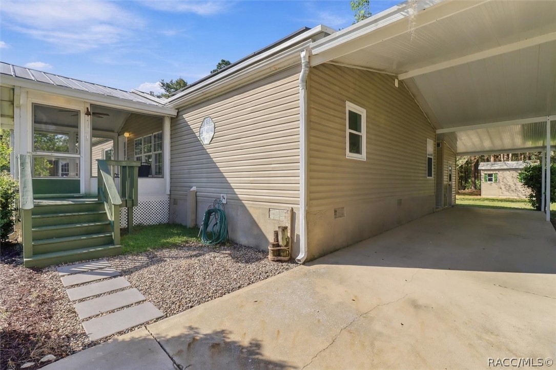 7899 W Fostoria Drive, Dunnellon, FL 34433