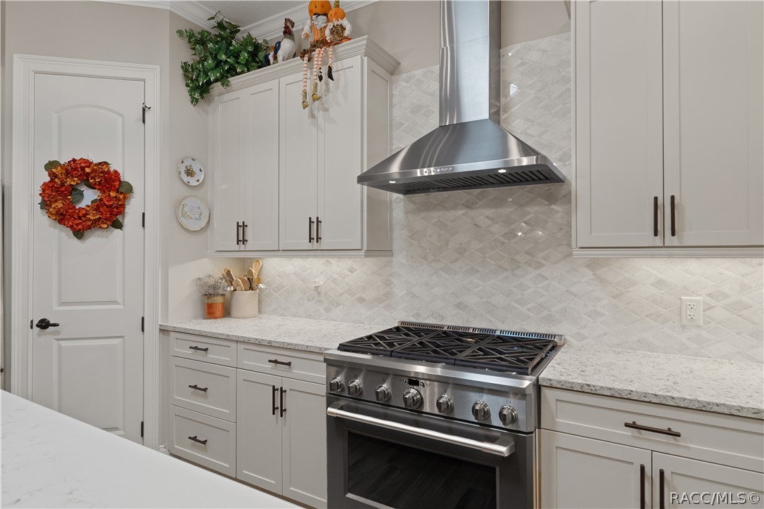 4554 N Perry Drive, Beverly Hills, FL 34465