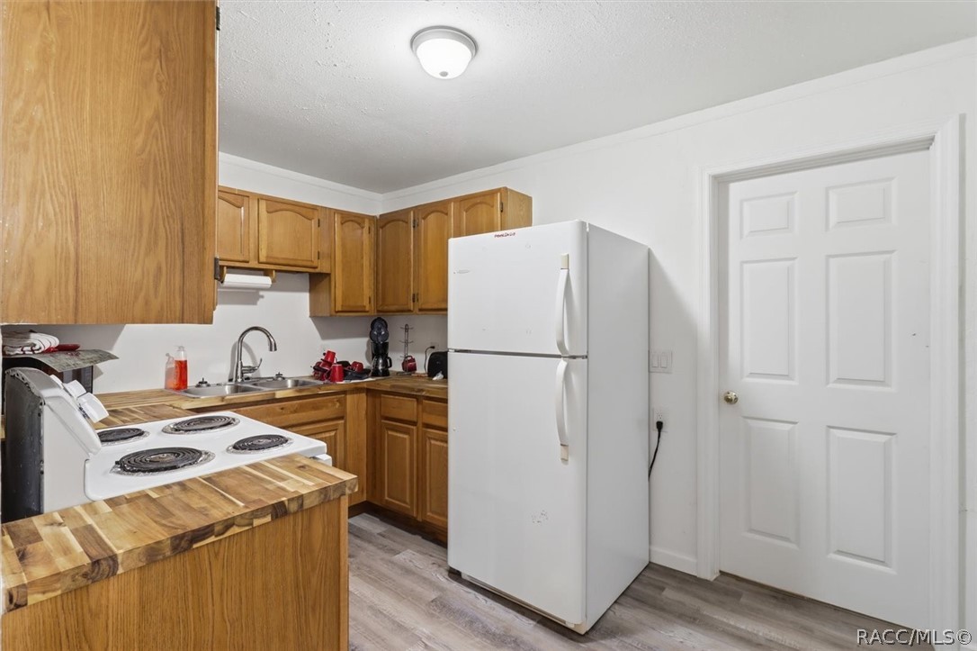557 NE 8th Avenue, Crystal River, FL 34428
