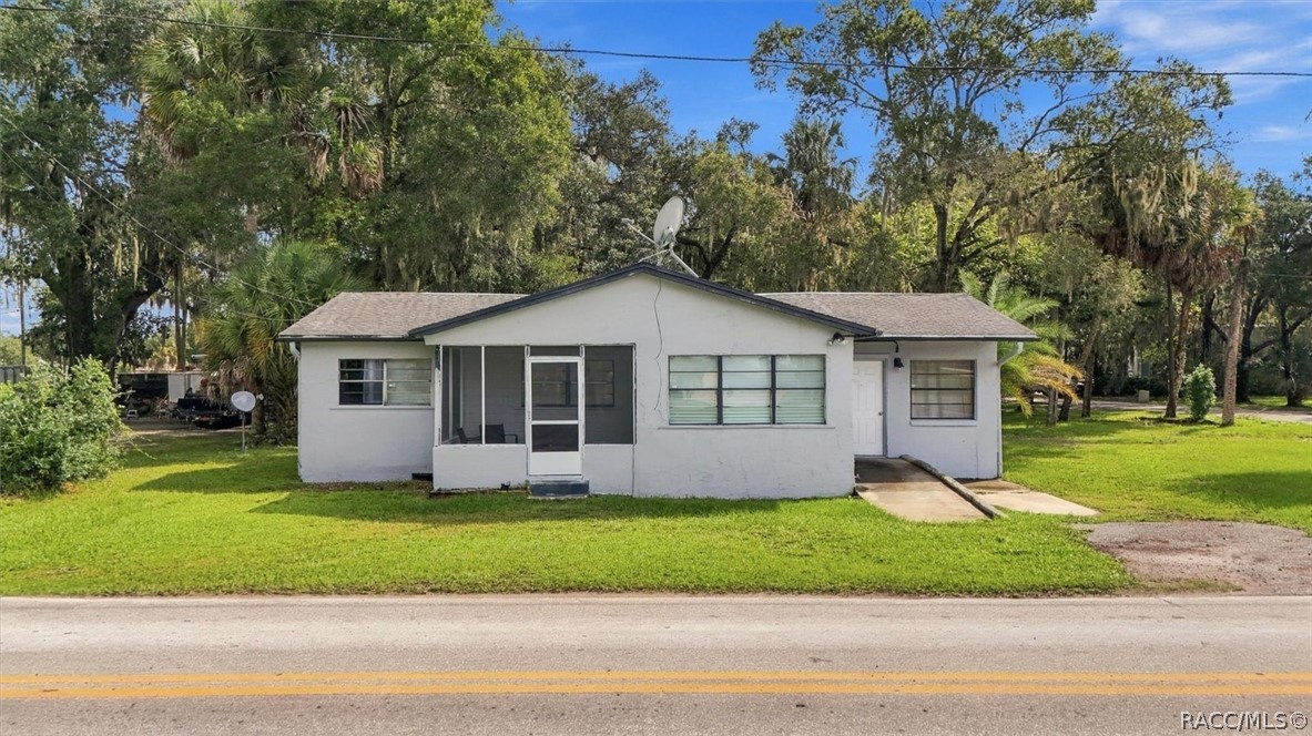557 NE 8th Avenue, Crystal River, FL 34428