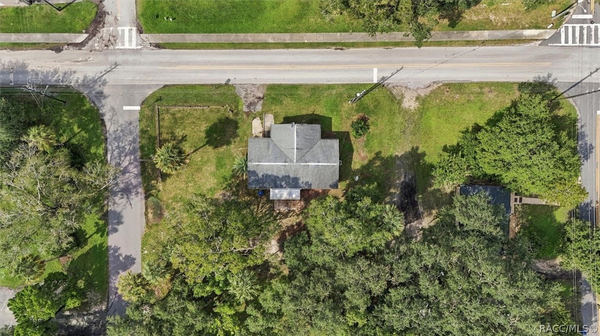 557 NE 8th Avenue, Crystal River, FL 34428