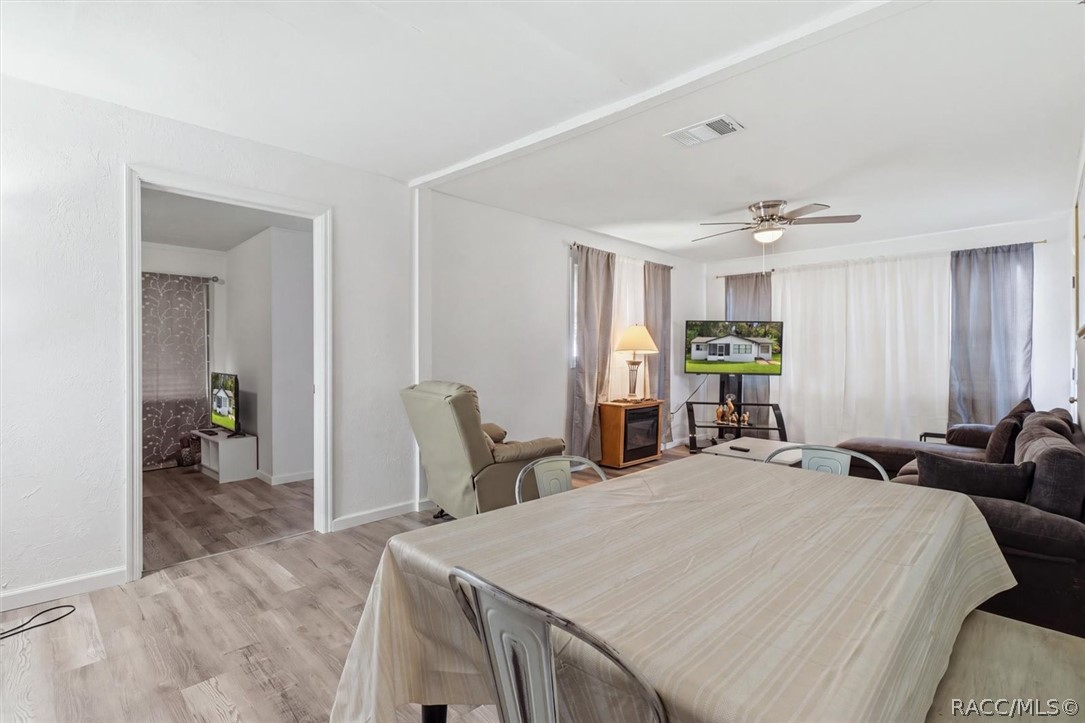 557 NE 8th Avenue, Crystal River, FL 34428