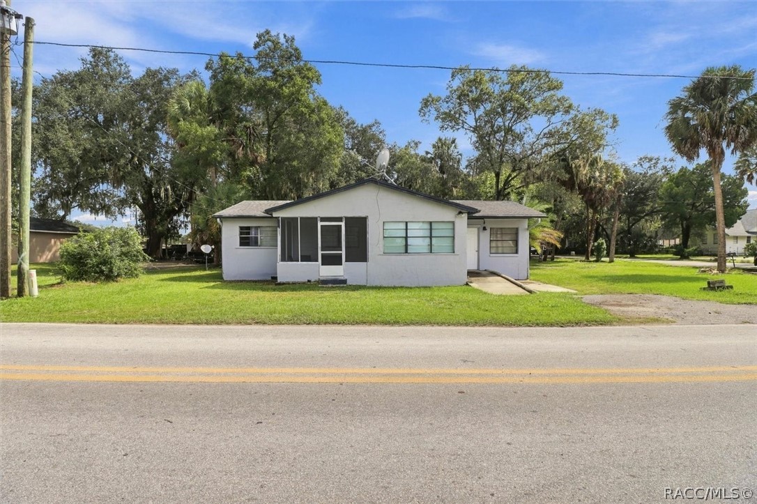 557 NE 8th Avenue, Crystal River, FL 34428