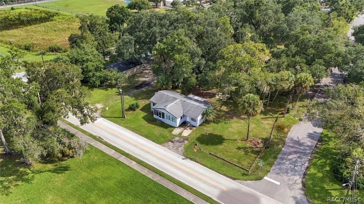 557 NE 8th Avenue, Crystal River, FL 34428