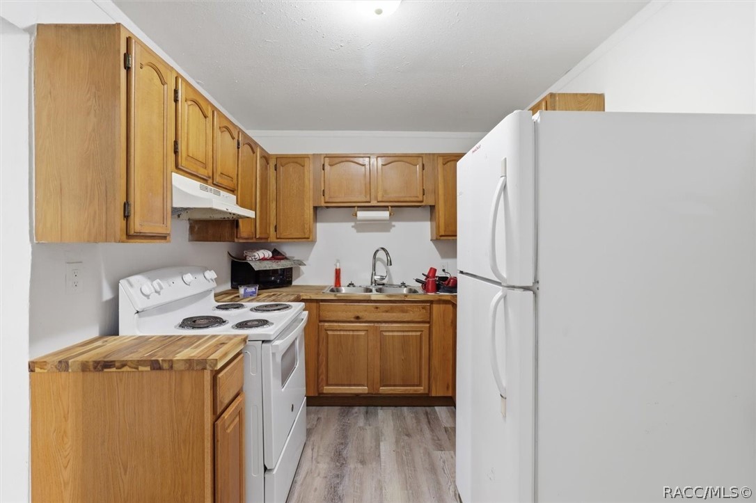557 NE 8th Avenue, Crystal River, FL 34428