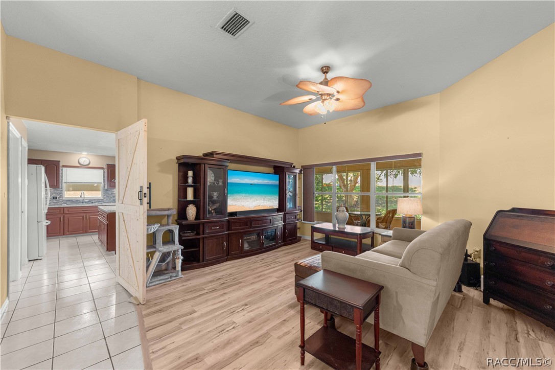4165 N Stewart Way, Beverly Hills, FL 34465
