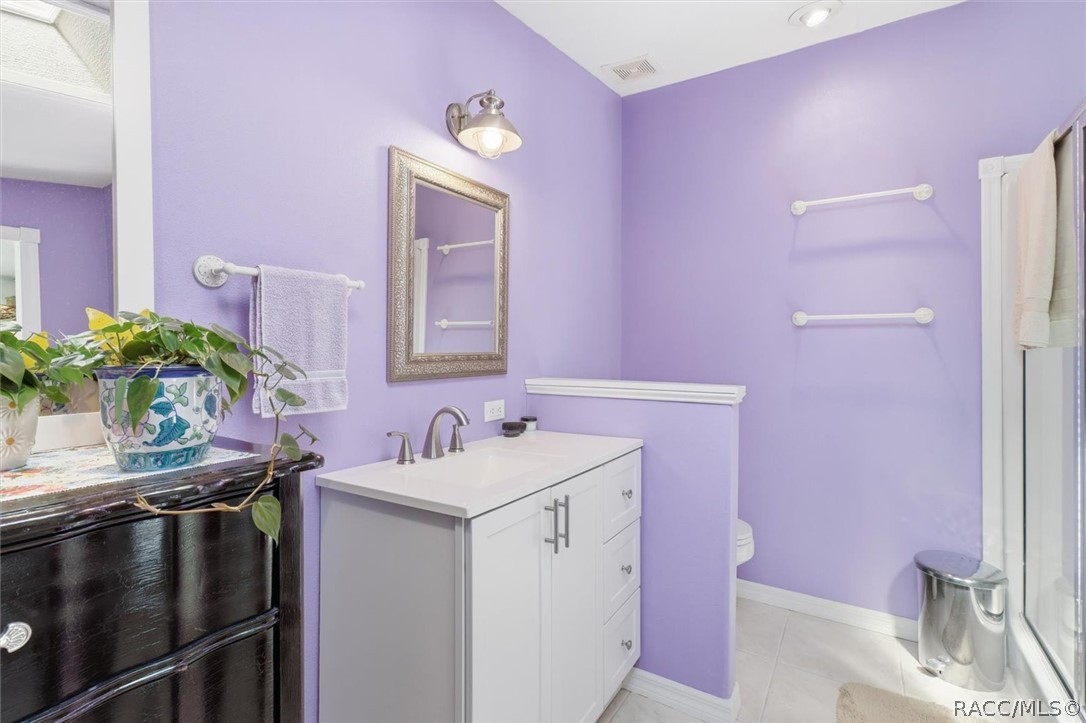 5739 W Holiday Street, Homosassa, FL 34446