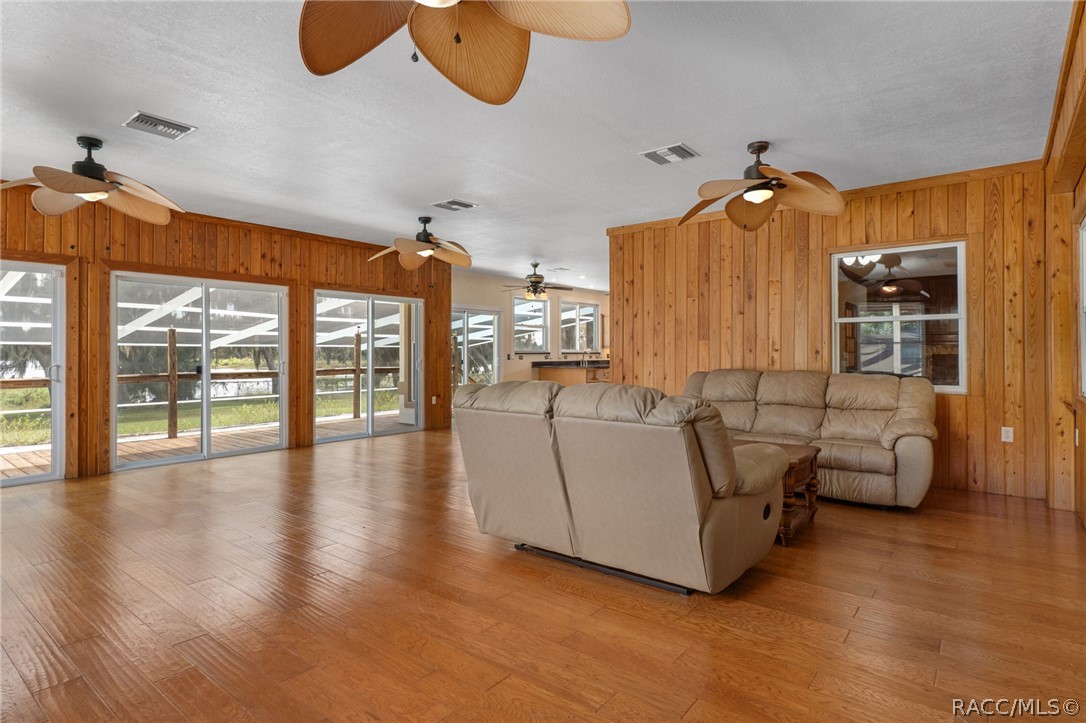 7728 E Allen Drive, Inverness, FL 34450