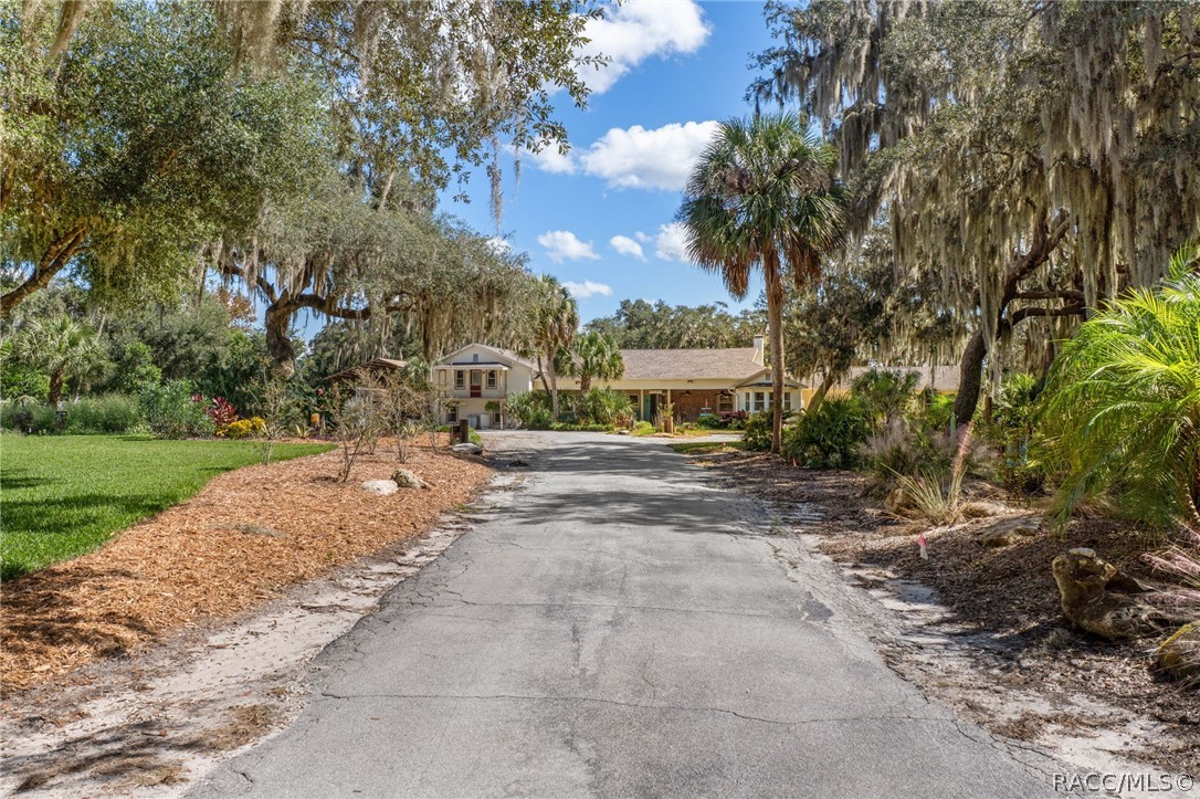 7728 E Allen Drive, Inverness, FL 34450