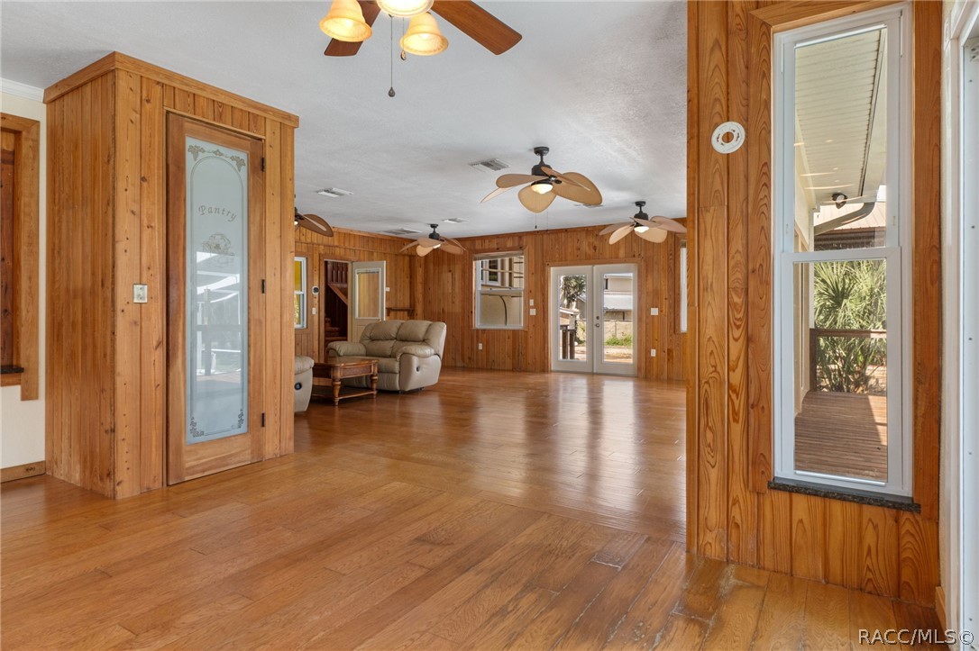 7728 E Allen Drive, Inverness, FL 34450