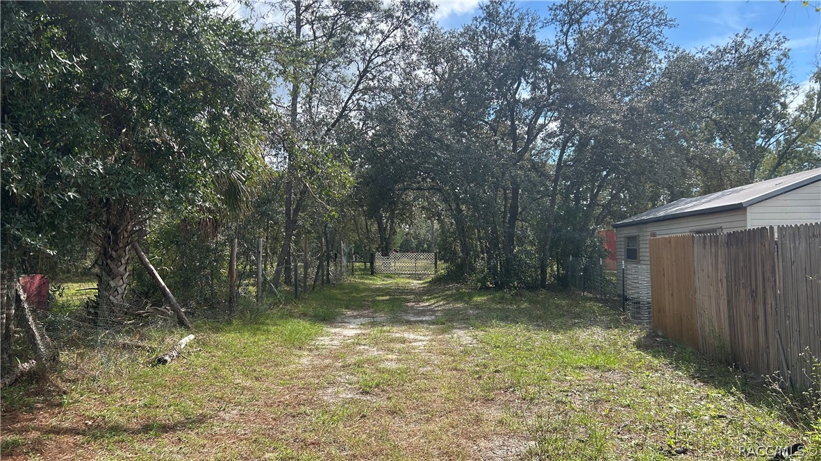 6548 W Oaklawn Street, Homosassa, FL 34446