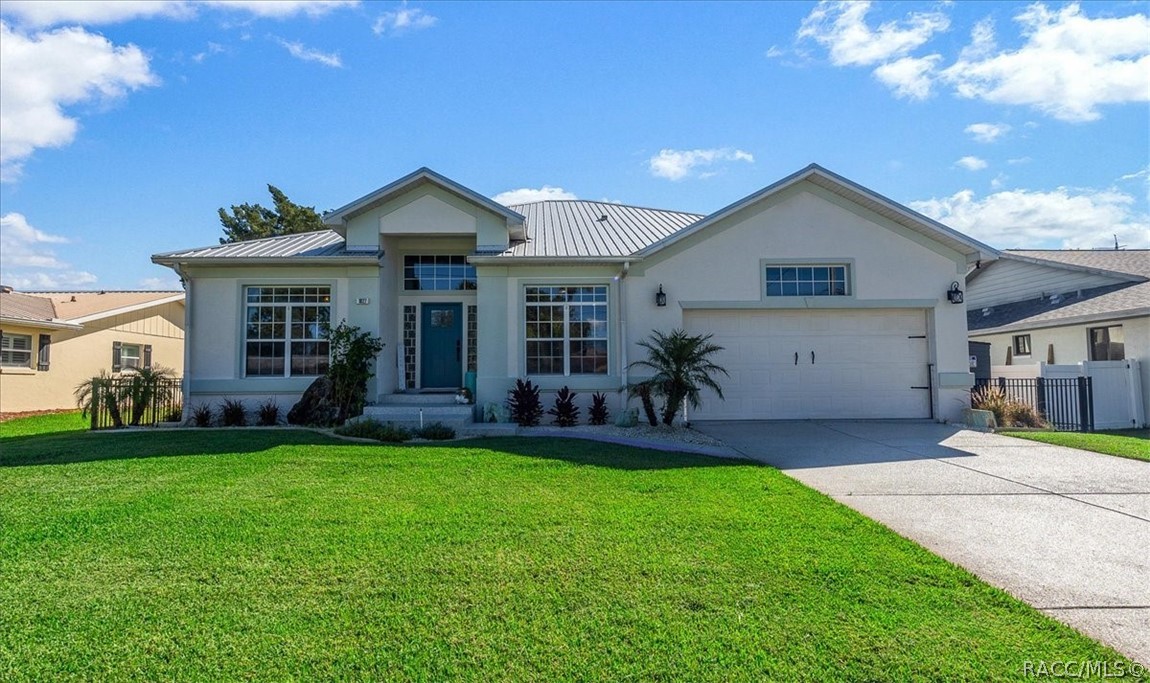 1927 SE 4th Avenue, Crystal River, FL 34429