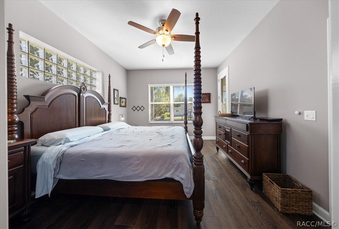 1927 SE 4th Avenue, Crystal River, FL 34429