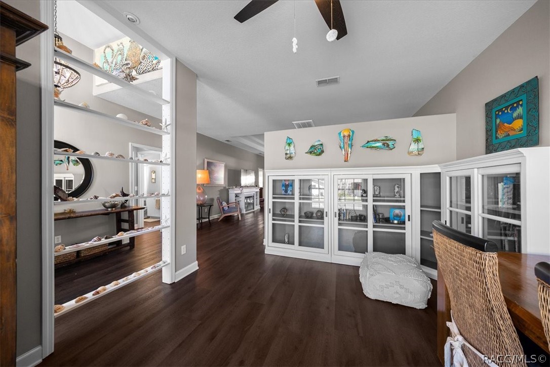 1927 SE 4th Avenue, Crystal River, FL 34429