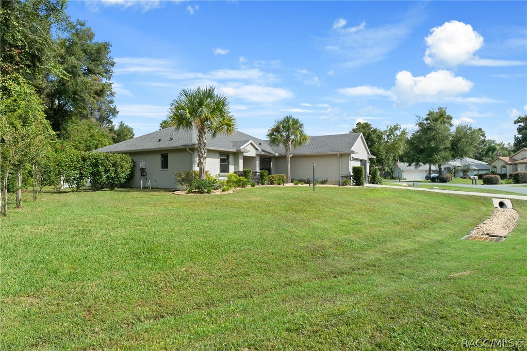 3525 N Chandler Drive, Hernando, FL 34442