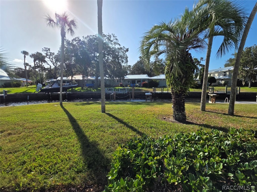 11612 W Kingfisher Court, Crystal River, FL 34429