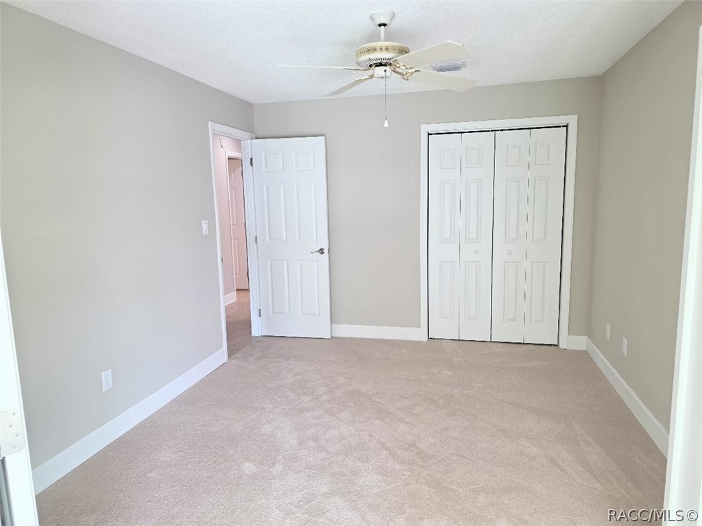 11612 W Kingfisher Court, Crystal River, FL 34429