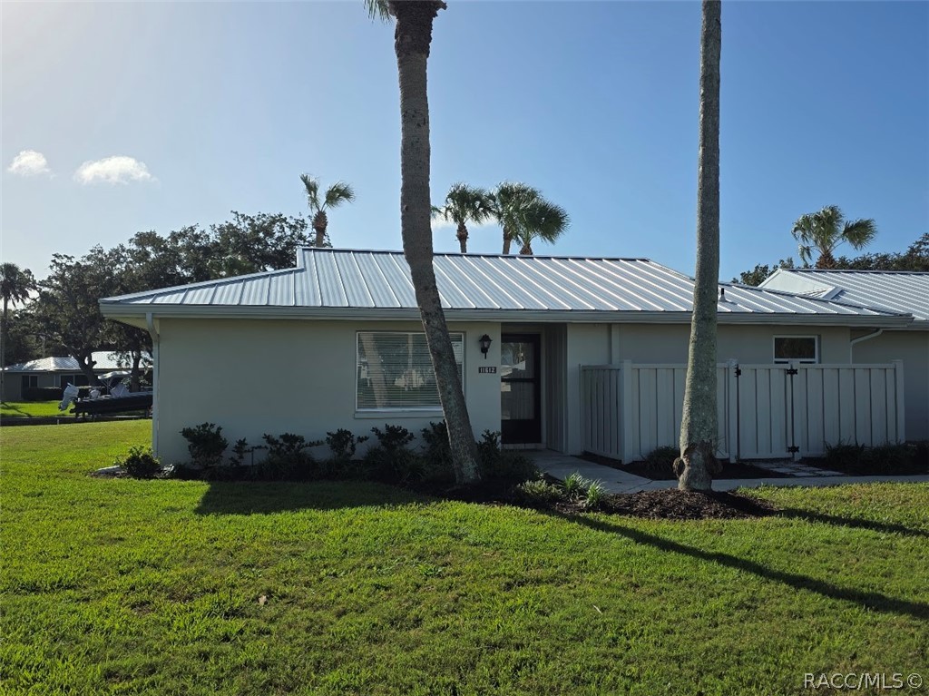 11612 W Kingfisher Court, Crystal River, FL 34429