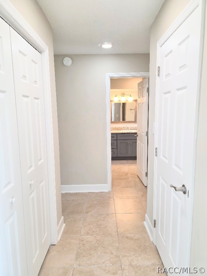 11612 W Kingfisher Court, Crystal River, FL 34429