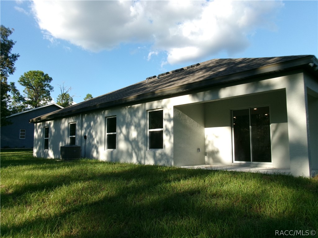 32 Pagoda Drive, Homosassa, FL 34446