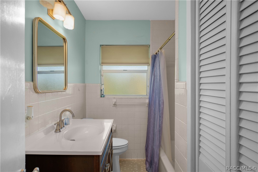 302 S Apopka Avenue, Inverness, FL 34452