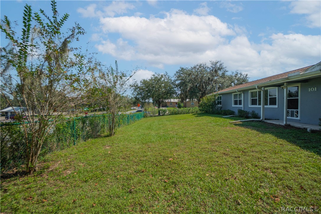 302 S Apopka Avenue, Inverness, FL 34452