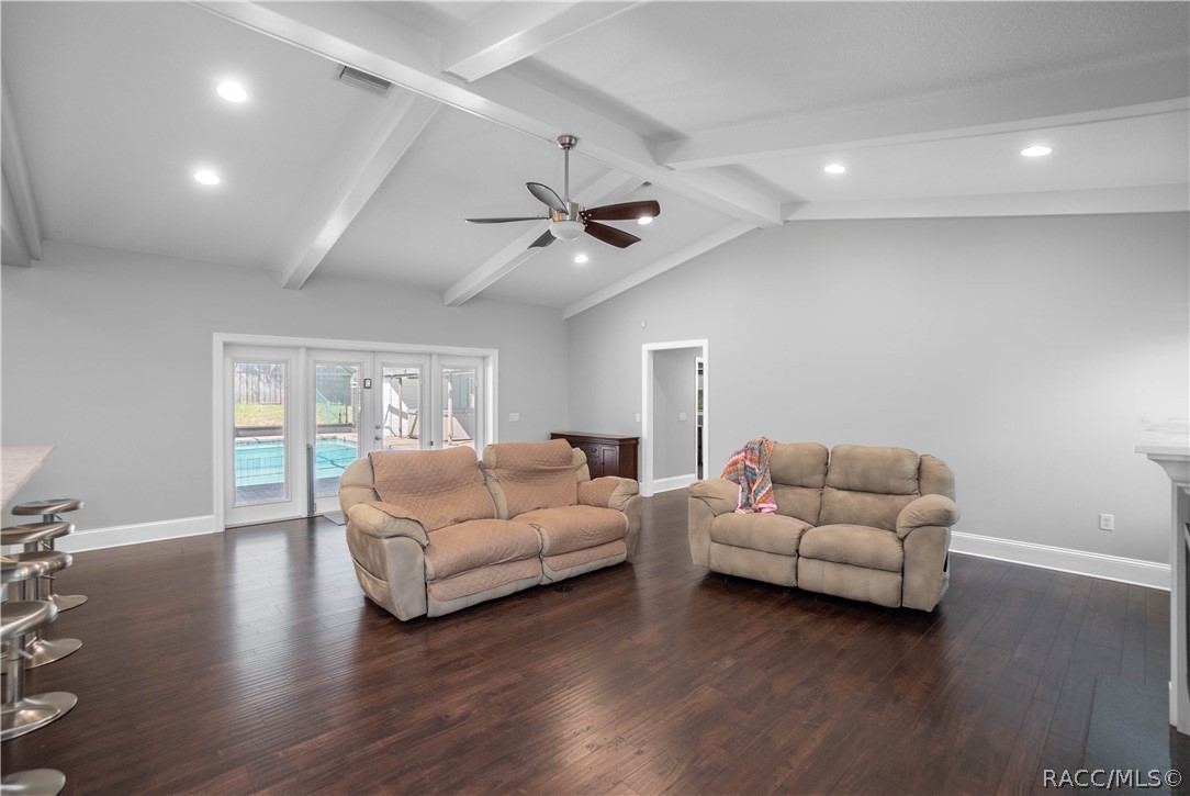 302 S Apopka Avenue, Inverness, FL 34452