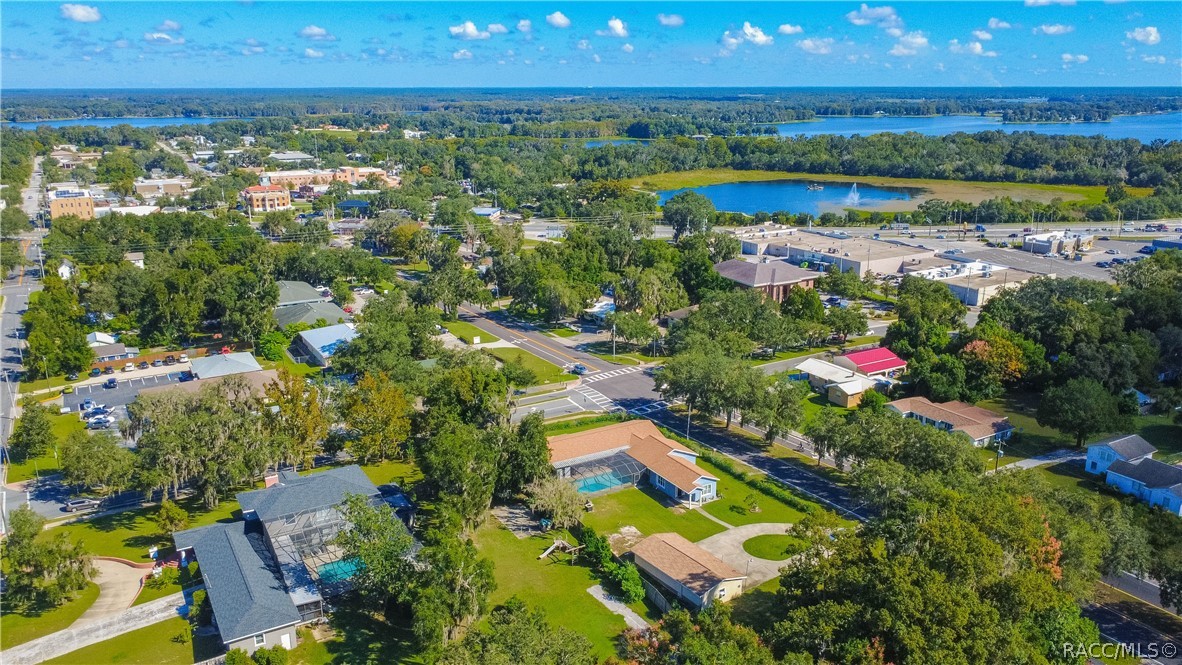 302 S Apopka Avenue, Inverness, FL 34452