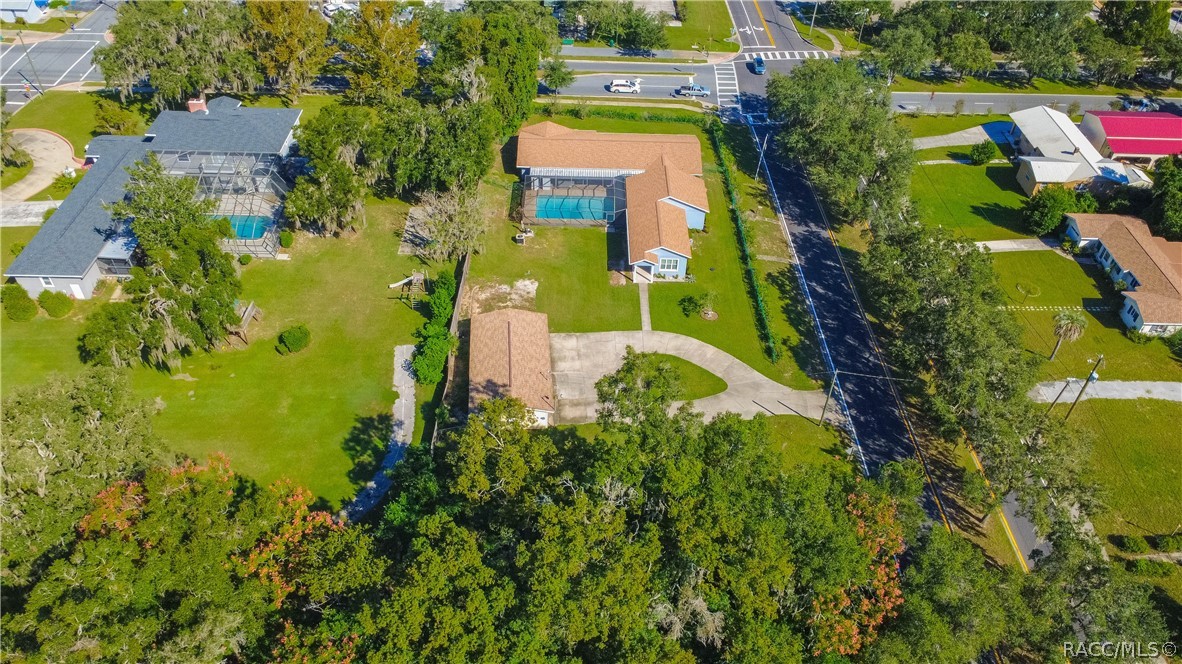 302 S Apopka Avenue, Inverness, FL 34452