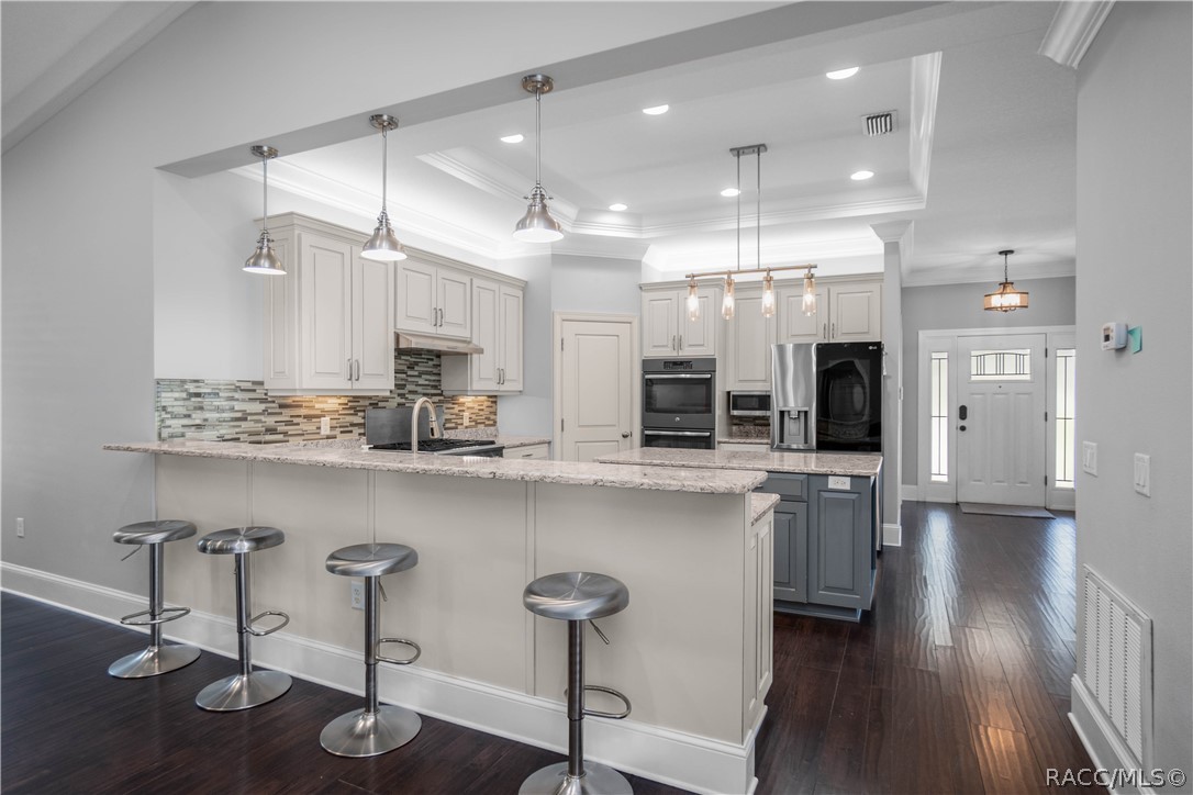 302 S Apopka Avenue, Inverness, FL 34452