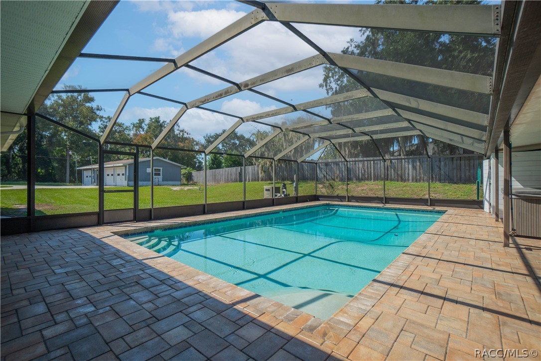 302 S Apopka Avenue, Inverness, FL 34452