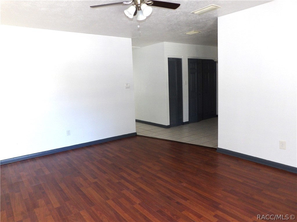 818 NE 5th Avenue, Crystal River, FL 34428 818 NE 5th Avenue, Crystal River, FL 34428