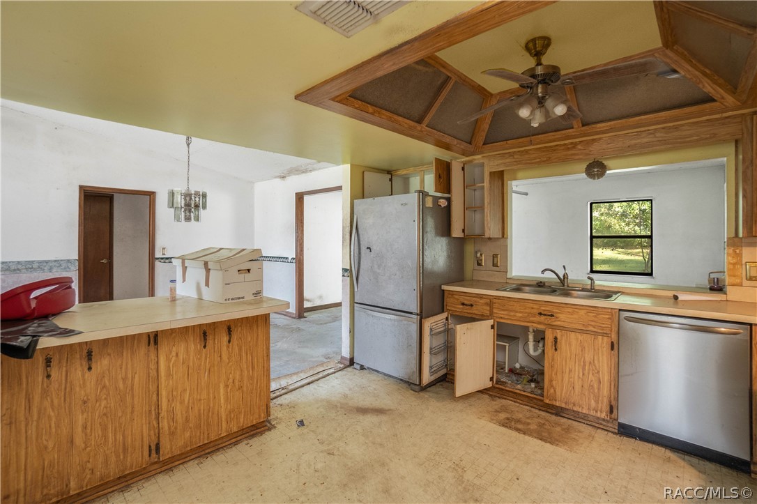 721 Laurel Avenue, Inverness, FL 34452