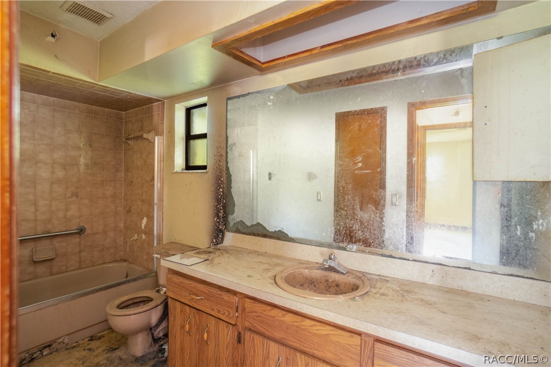 721 Laurel Avenue, Inverness, FL 34452