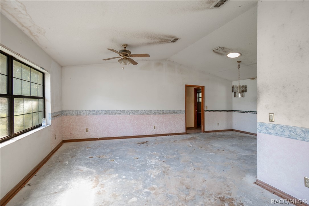 721 Laurel Avenue, Inverness, FL 34452
