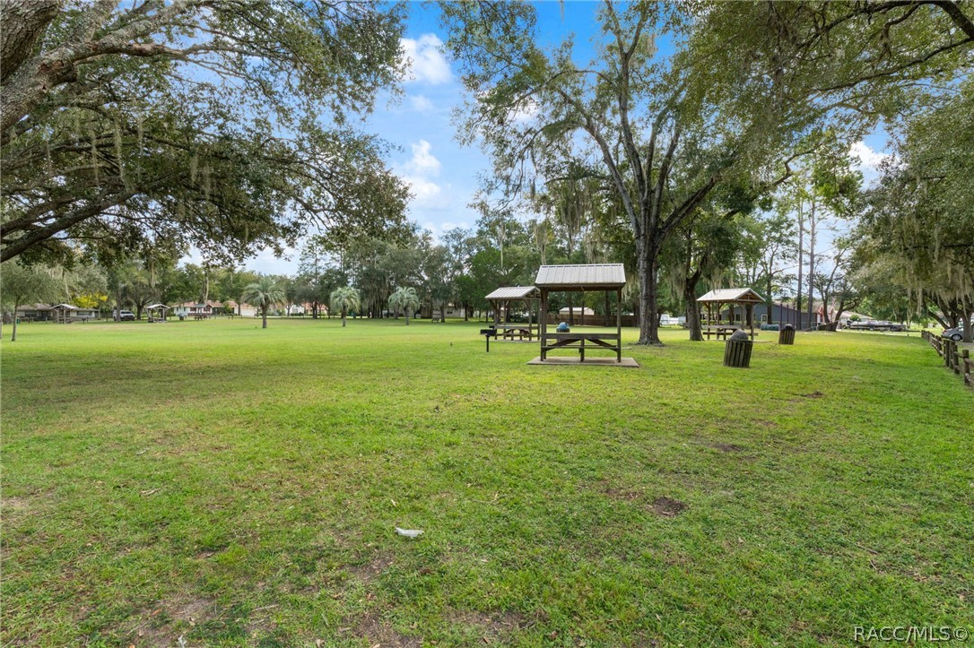 232 Hiawatha Avenue, Inverness, FL 34452