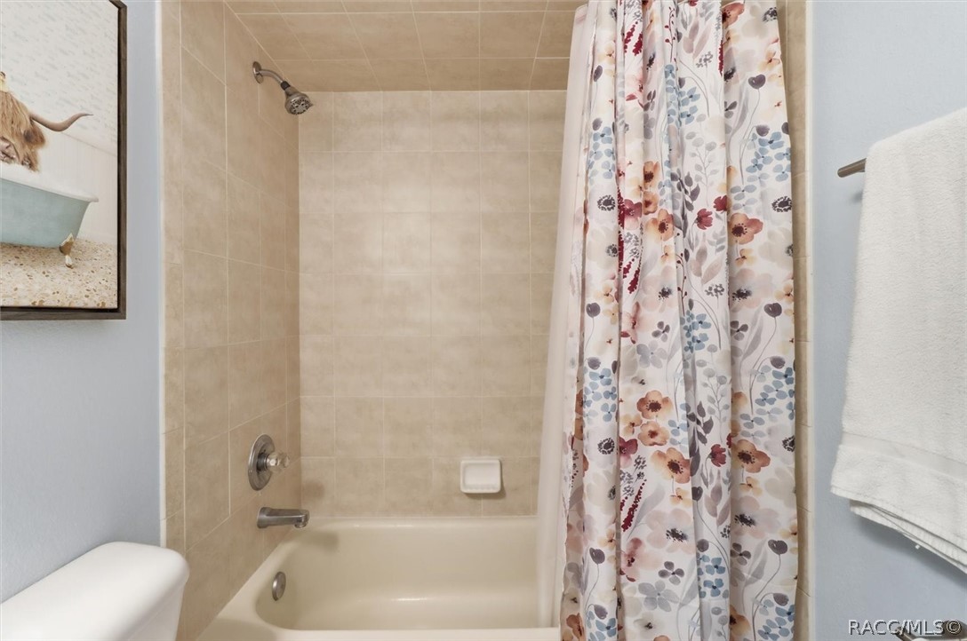 1573 W Elder Lane, Citrus Springs, FL 34434
