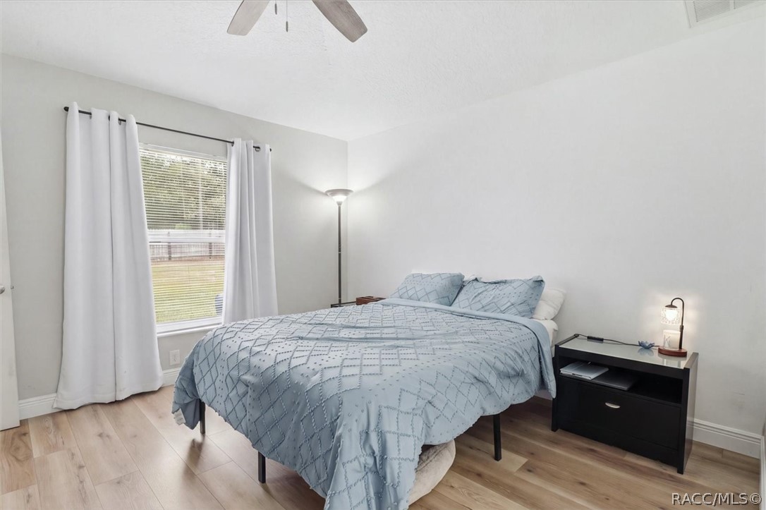 1573 W Elder Lane, Citrus Springs, FL 34434