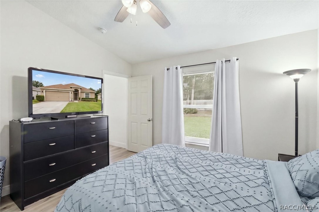 1573 W Elder Lane, Citrus Springs, FL 34434