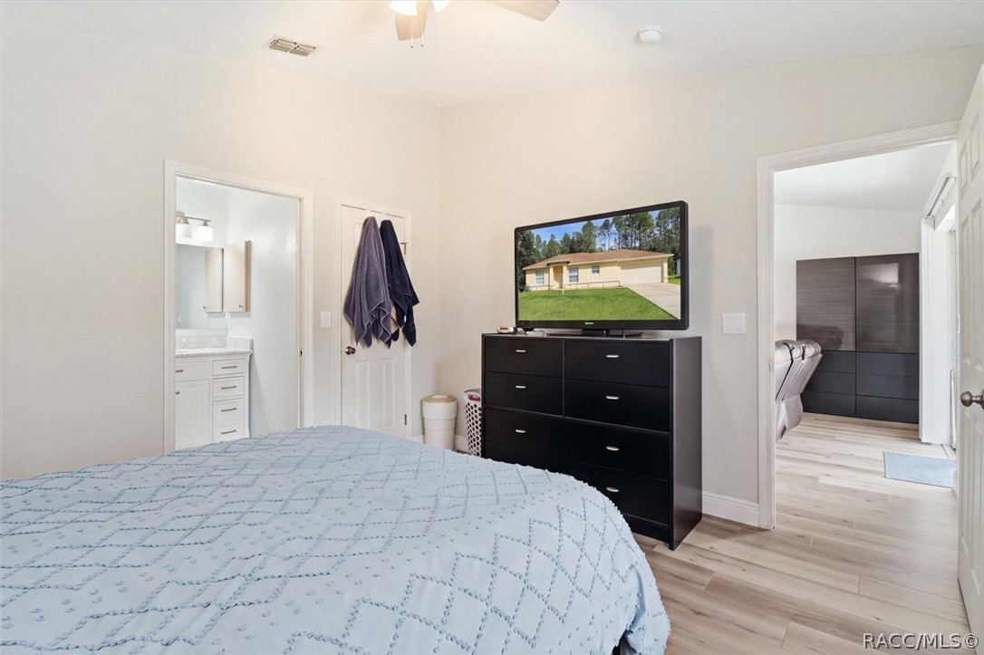 1573 W Elder Lane, Citrus Springs, FL 34434