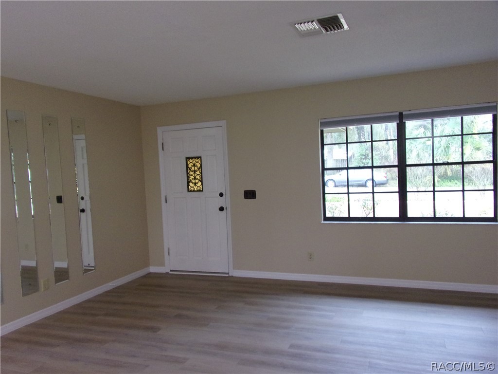 6715 E Red Robin Lane, Inverness, FL 34452