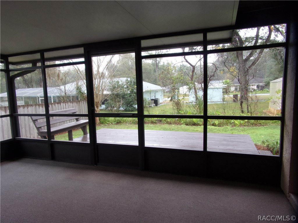 6715 E Red Robin Lane, Inverness, FL 34452