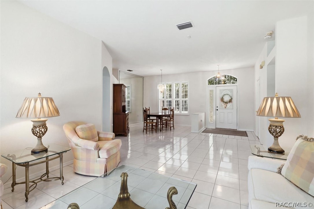 8799 SW 196th Avenue Road, Dunnellon, FL 34432