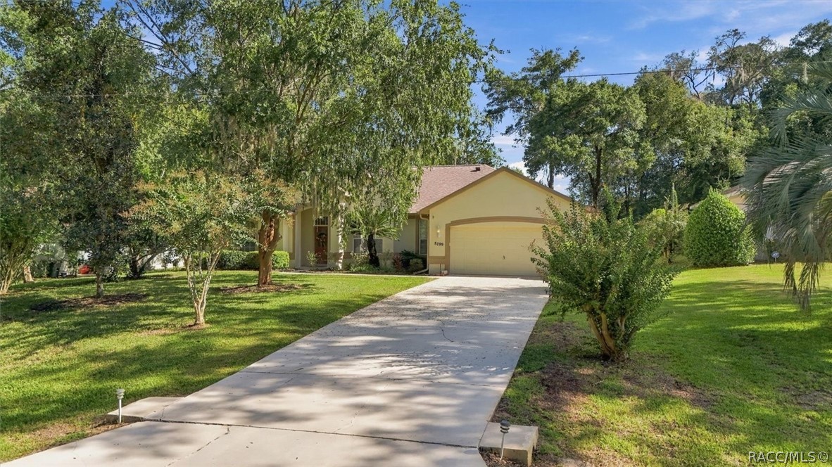 8799 SW 196th Avenue Road, Dunnellon, FL 34432