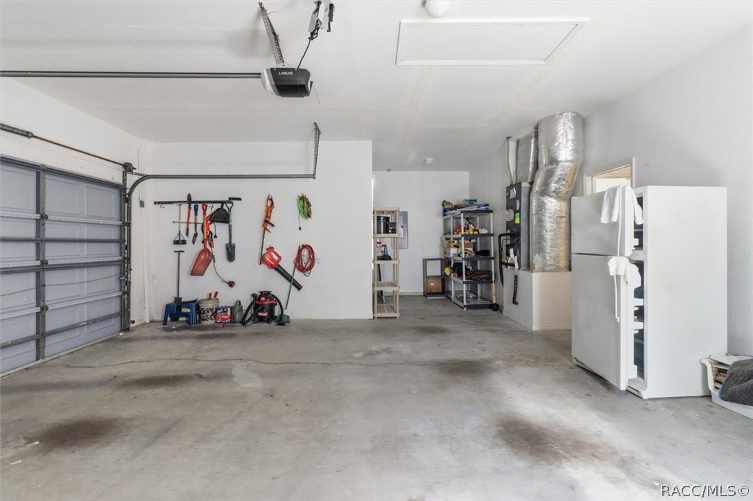 8799 SW 196th Avenue Road, Dunnellon, FL 34432
