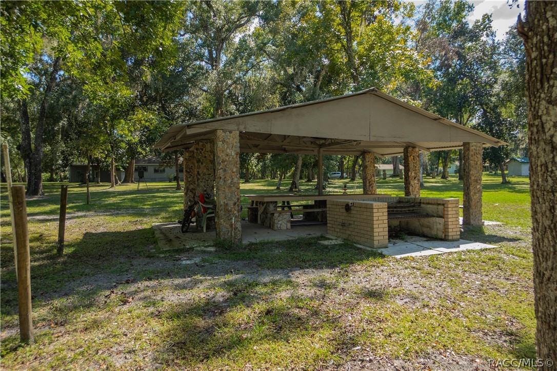 11105 E Ownbey Court, Floral City, FL 34436