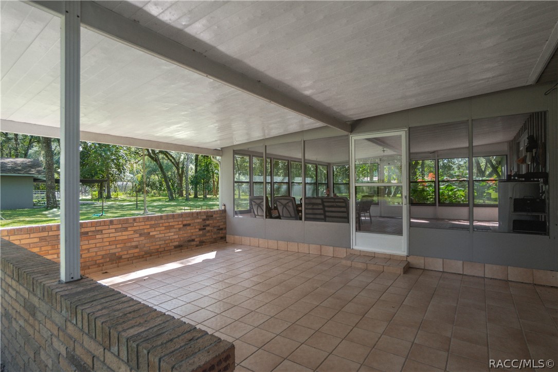 11105 E Ownbey Court, Floral City, FL 34436